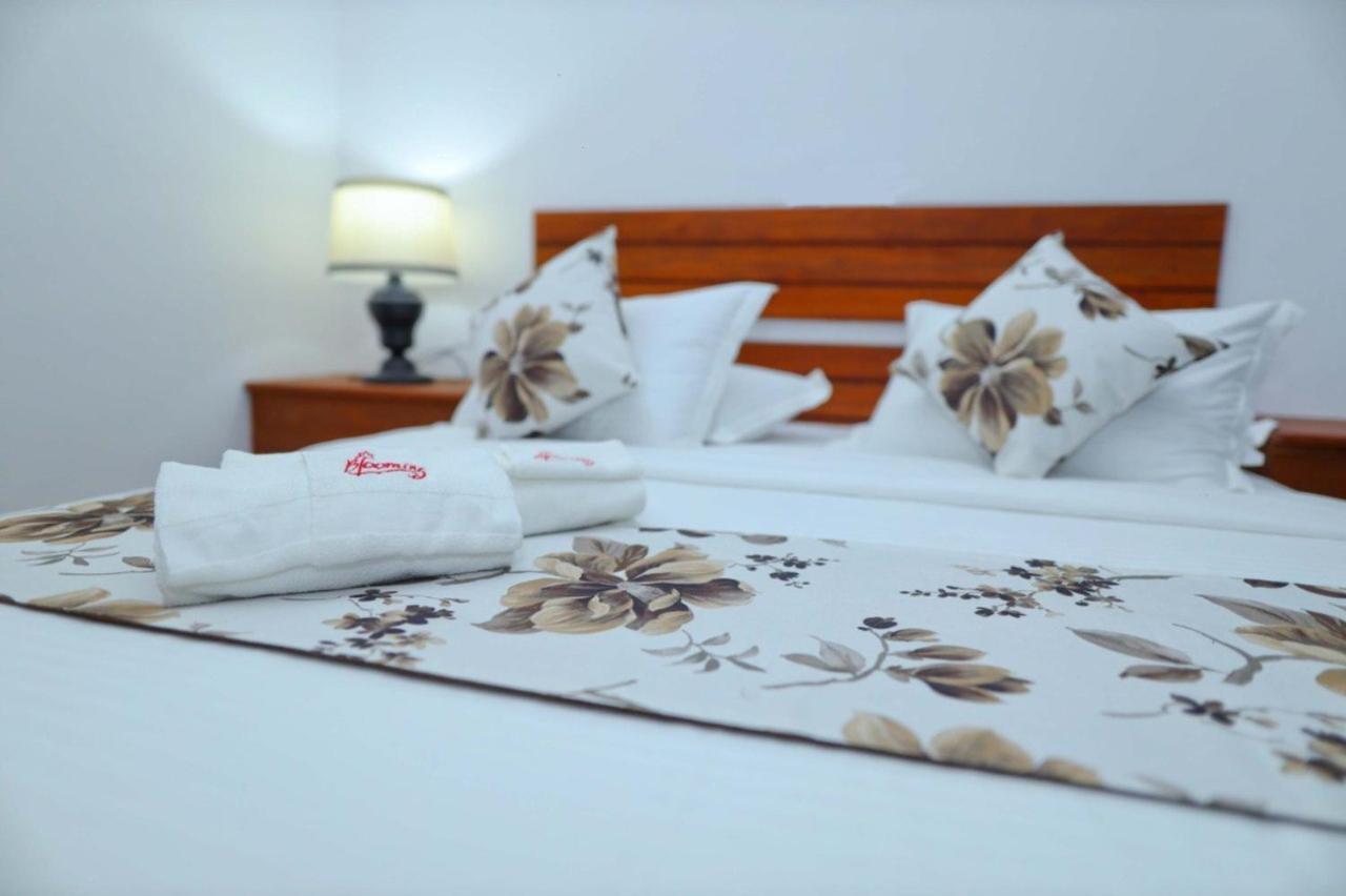 Blooming Holiday Resort Анурадхапура Экстерьер фото